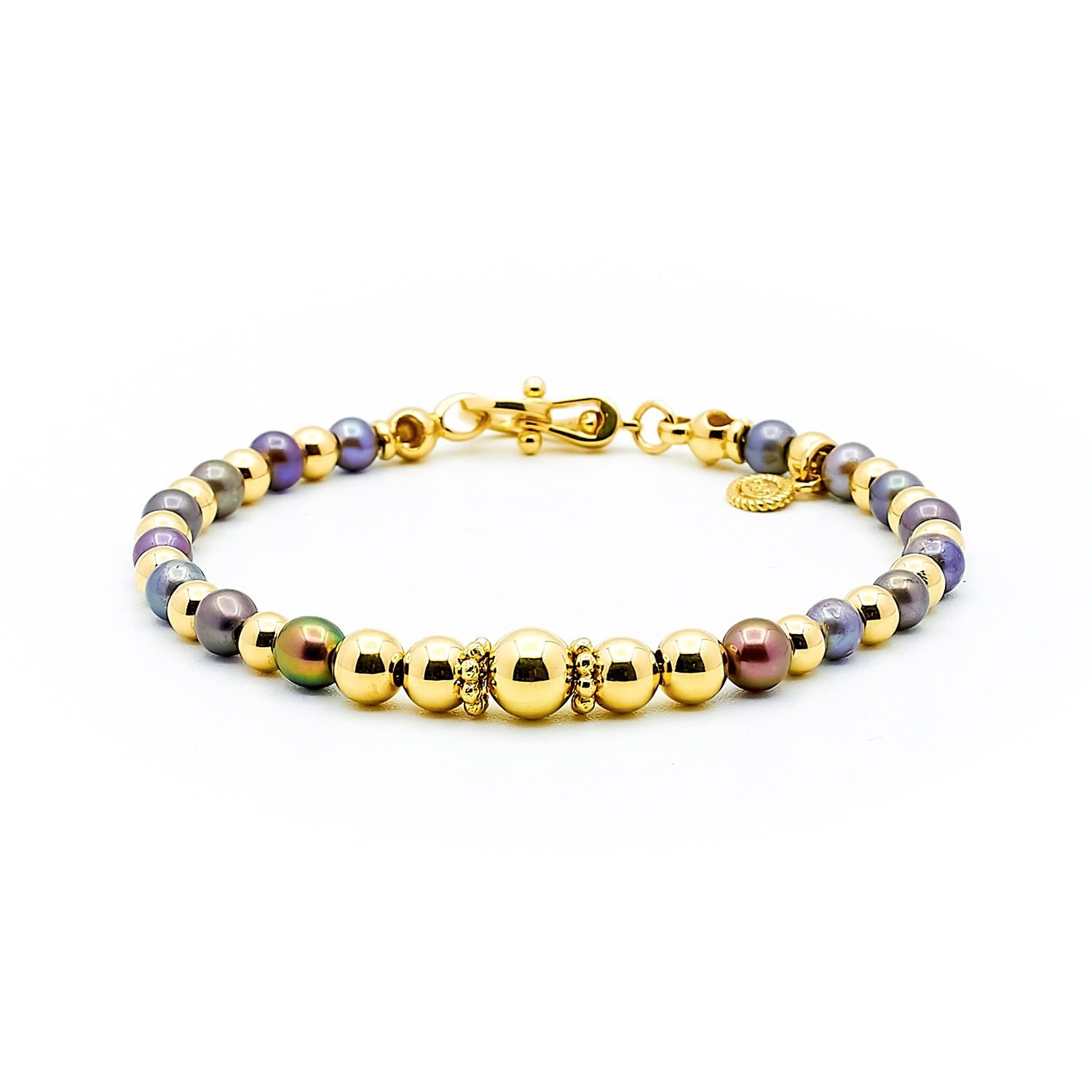 Bratara Cara cu perle negre de cultura de 4-5mm din aur galben de 14k