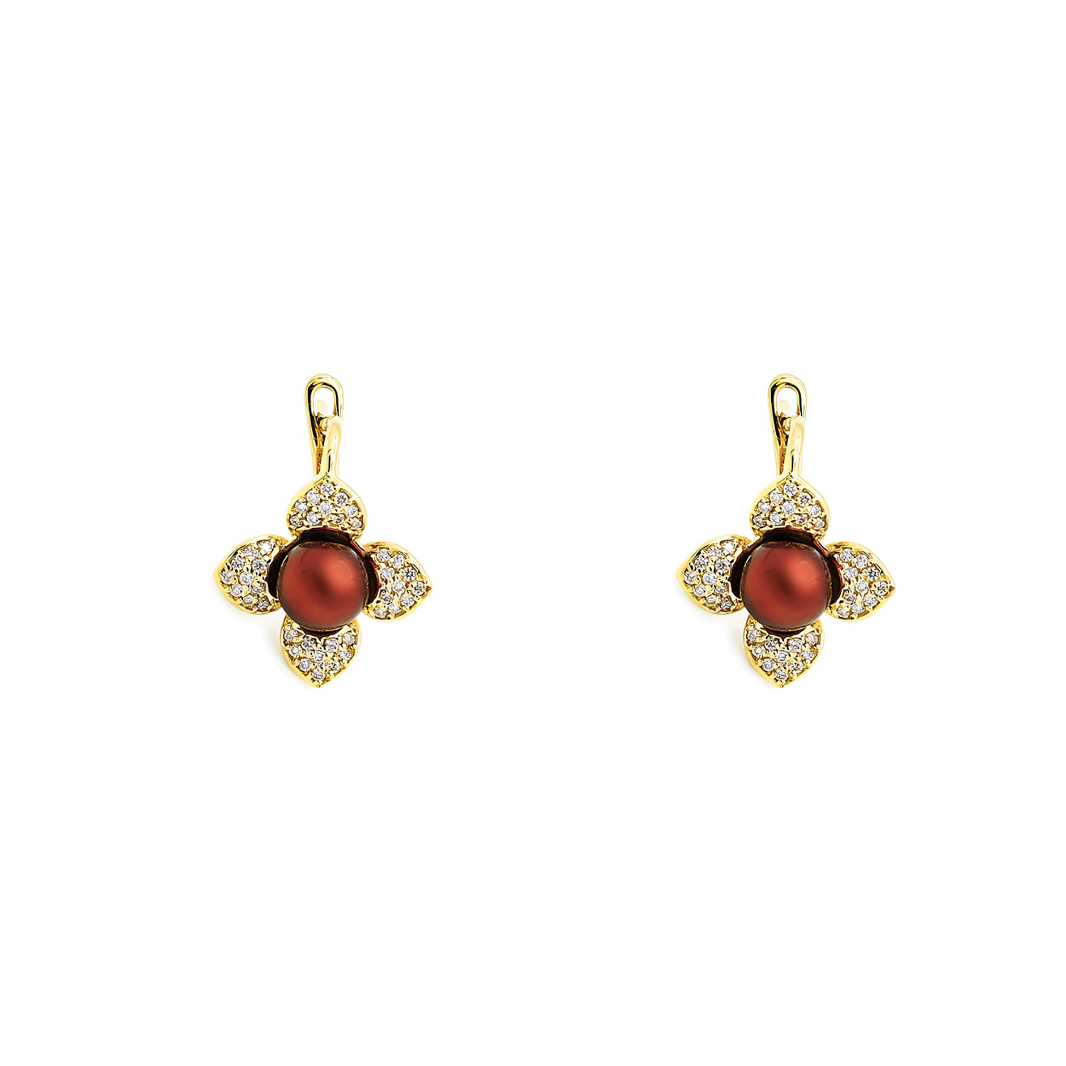 Cercei Flower cu perla neagra de cultura de 6mm si diamante de 0.34CT,din aur galben de 14k
