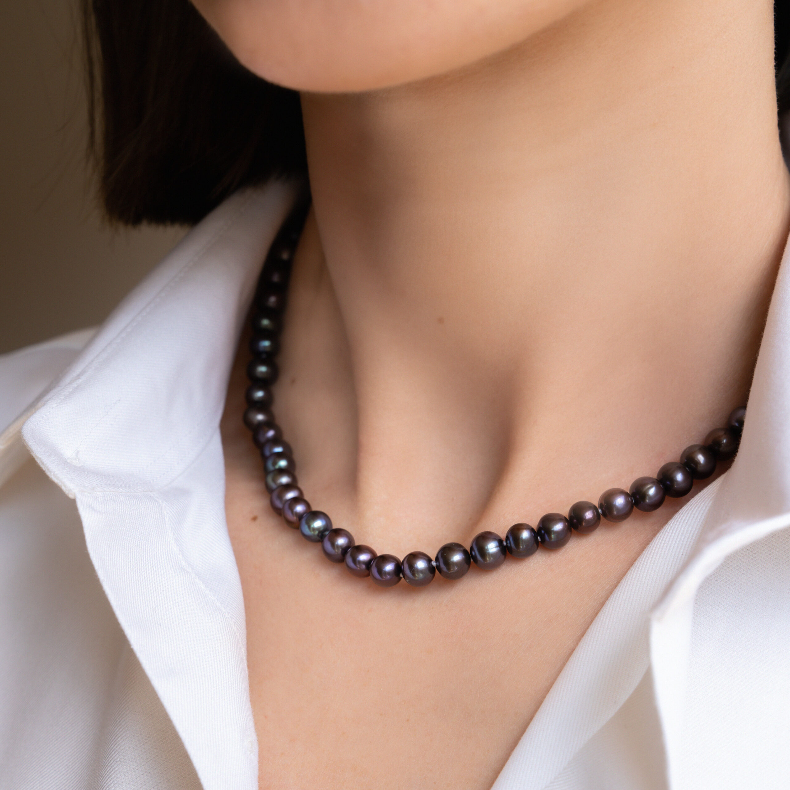 Colier Casual cu perle negre de cultura de 4-5mm cu inchizatoare din aur galben de 18k